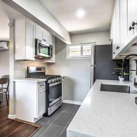 Roomy Urban Apartment Montrose! Free Parking #3 Houston Exteriör bild